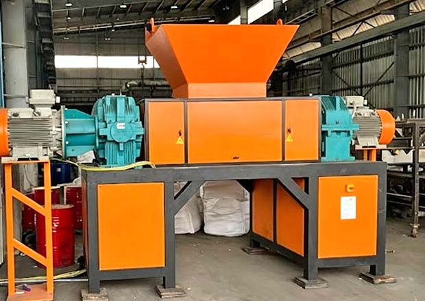 Heavy-Duty Mattress Shredder