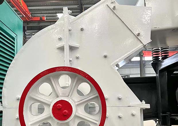 Mobile Hammer Crusher