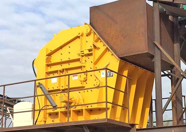 Heavy-Duty Impact Crusher